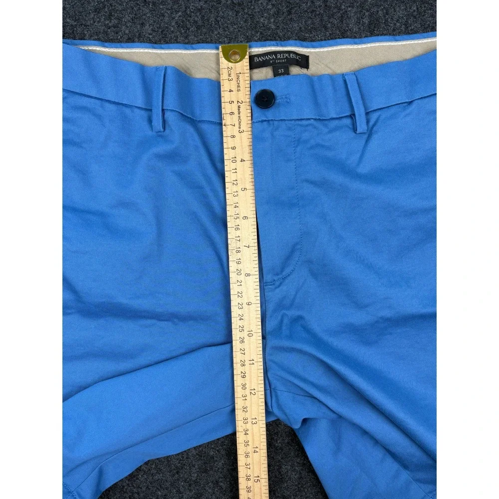Banana Republic Mens 9 Inch Chino Shorts Size 33 Sky Blue Flat Front Casual